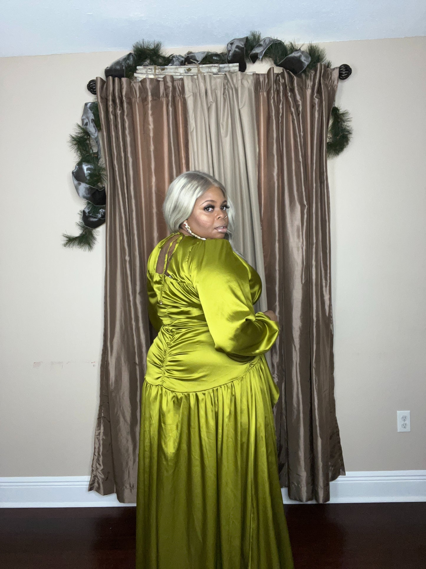 “APPLE OF YOUR EYE”